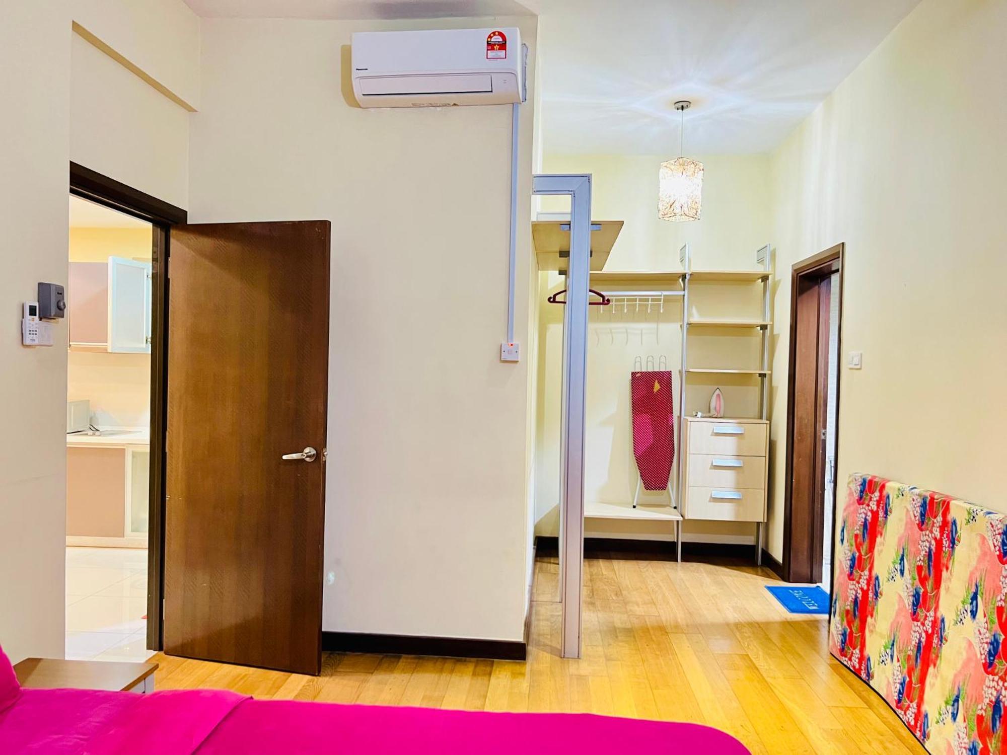 Regalia Spritz Empire Hostel 吉隆坡 外观 照片